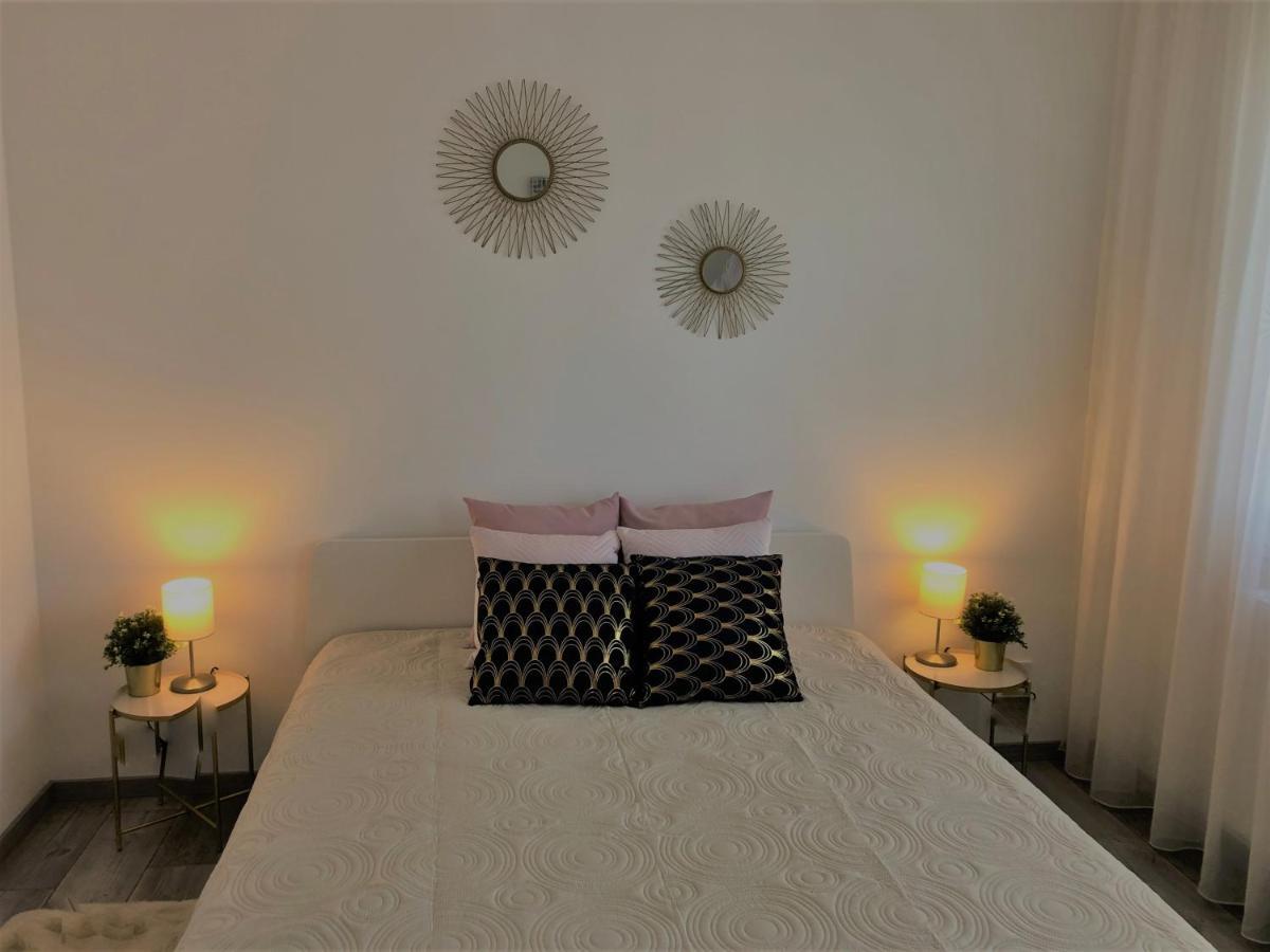 Glamour Apartman Tapolca Extérieur photo